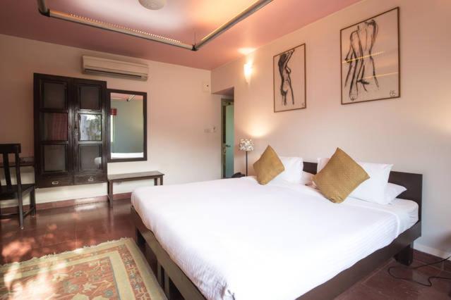 G 49 Bed & Breakfast New Delhi Exteriör bild