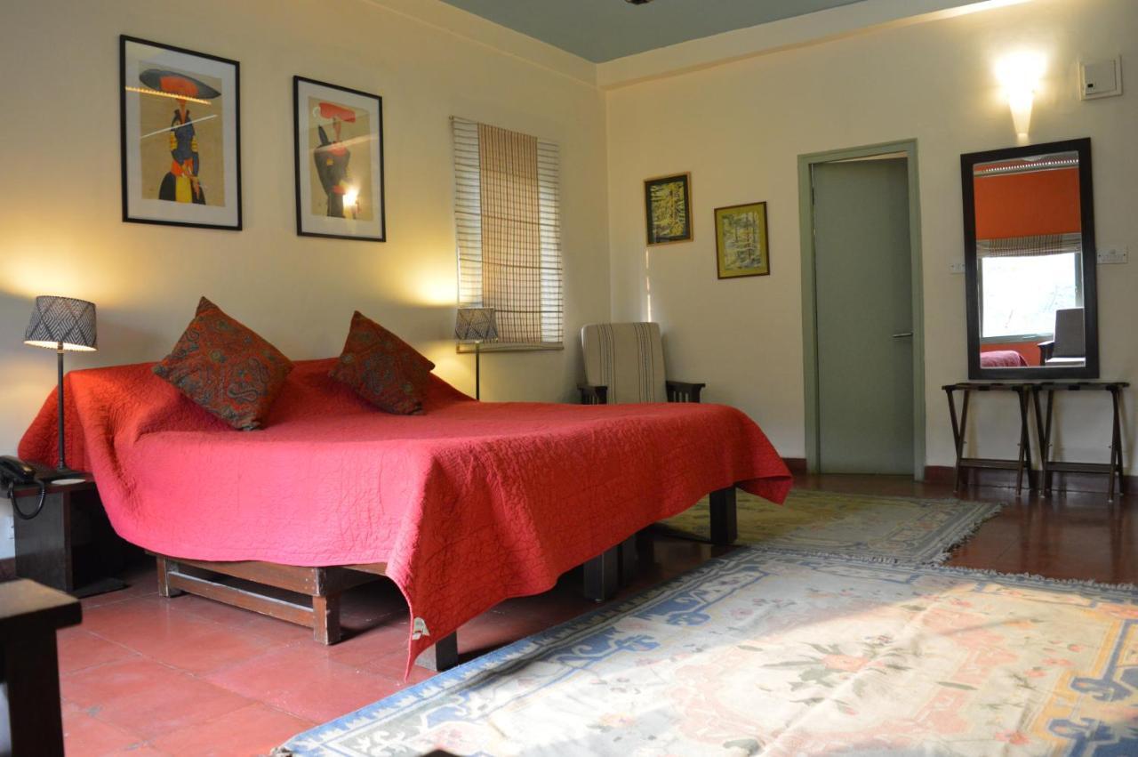 G 49 Bed & Breakfast New Delhi Exteriör bild